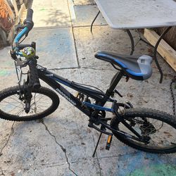 Kids Bike - 20” Wheels - Ages 6-11ish - 7 Speed