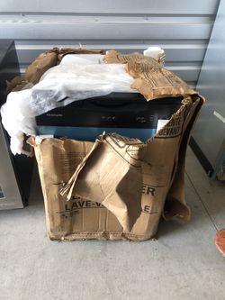 Brand new Frigidaire dishwasher model FFBD2406NS9B