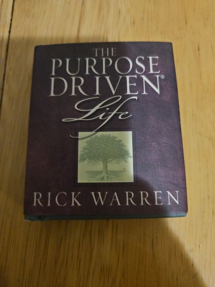The purpose driven life mini book by Rick Warren