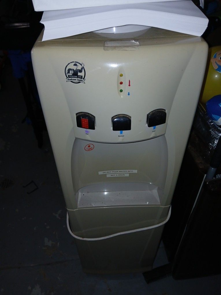 Hot/Cold Water Dispenser
