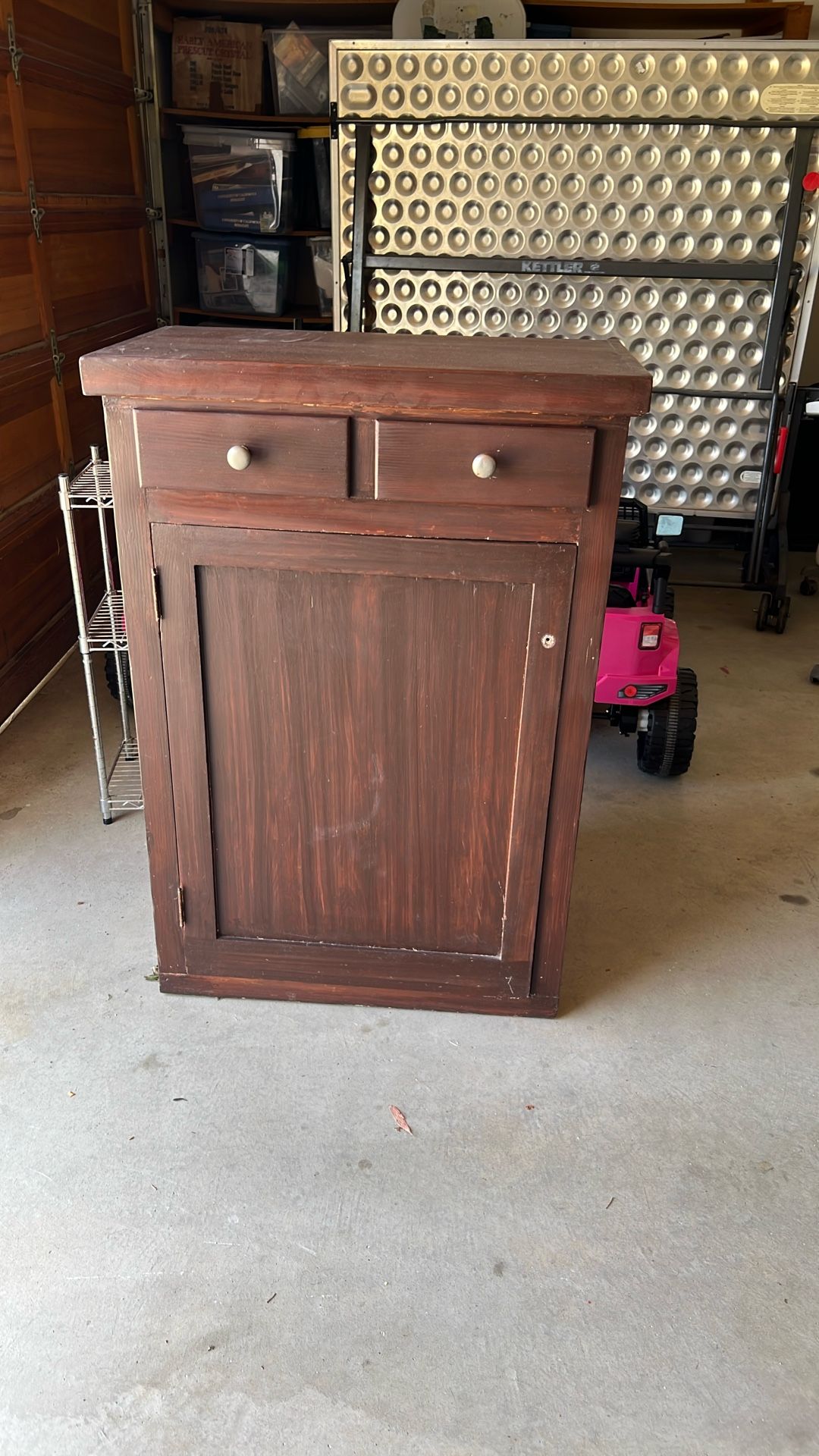 Dresser/Cabinet