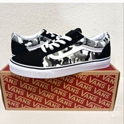 Vans Multiple Sizes Read Entire Description