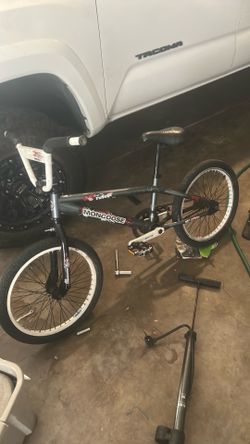 Mongoose 20 inch