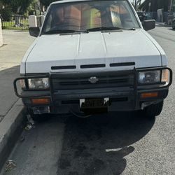 1990 Nissan Pathfinder