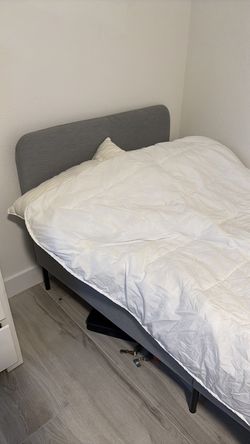 Kids twin ( single) bedframe & mattress