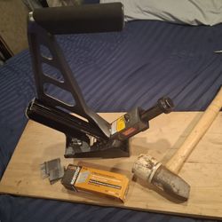  SENCO Manual Hardwood Floor Nailer