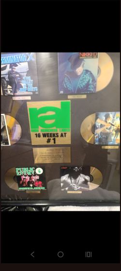 RUSH ASSOCIATED LABELS AWARD