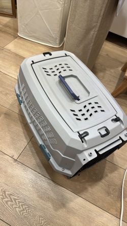 Pet carrier