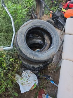 4 175/65R14 tires