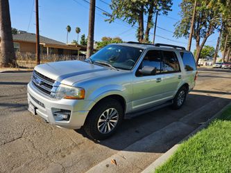 Ford Expedition XLT 4×4