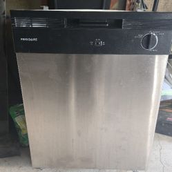 Frigidaire Dishwasher Fully Operational