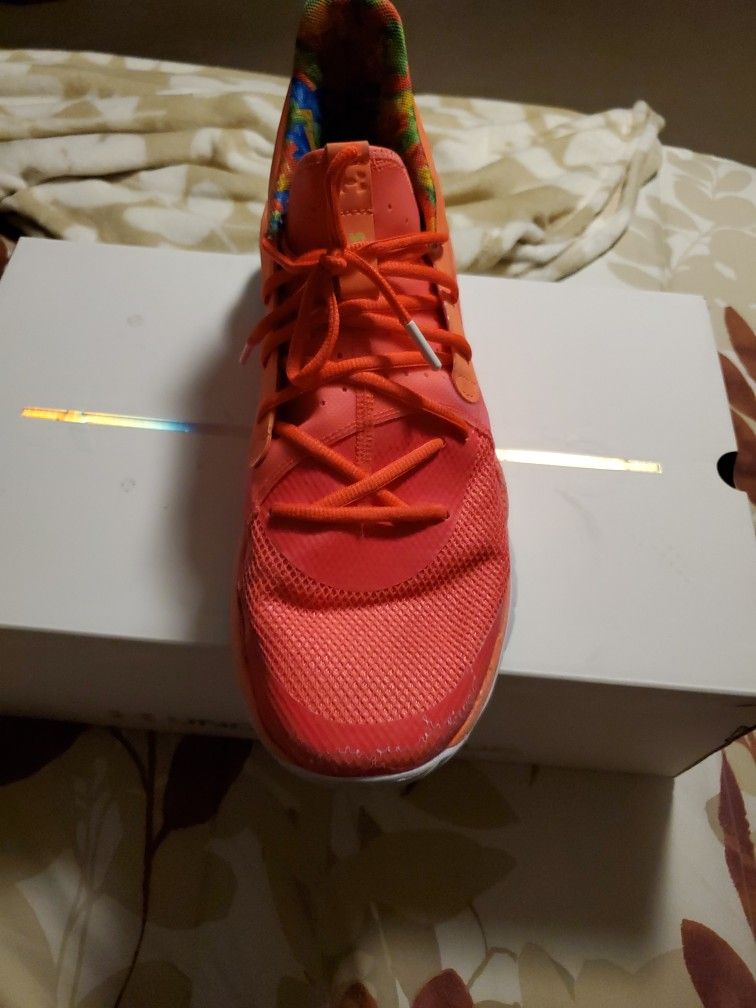 UA STEPH CURRY 7 Sour Patch Peach