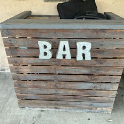 Pallet Bar