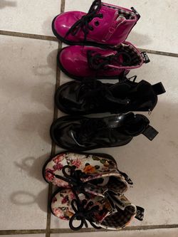 Girls boots