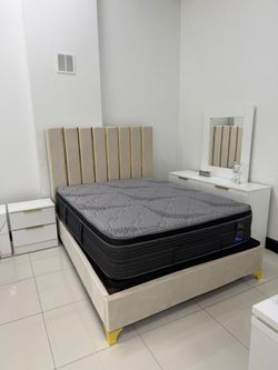 Queen/King size beds Ask for price