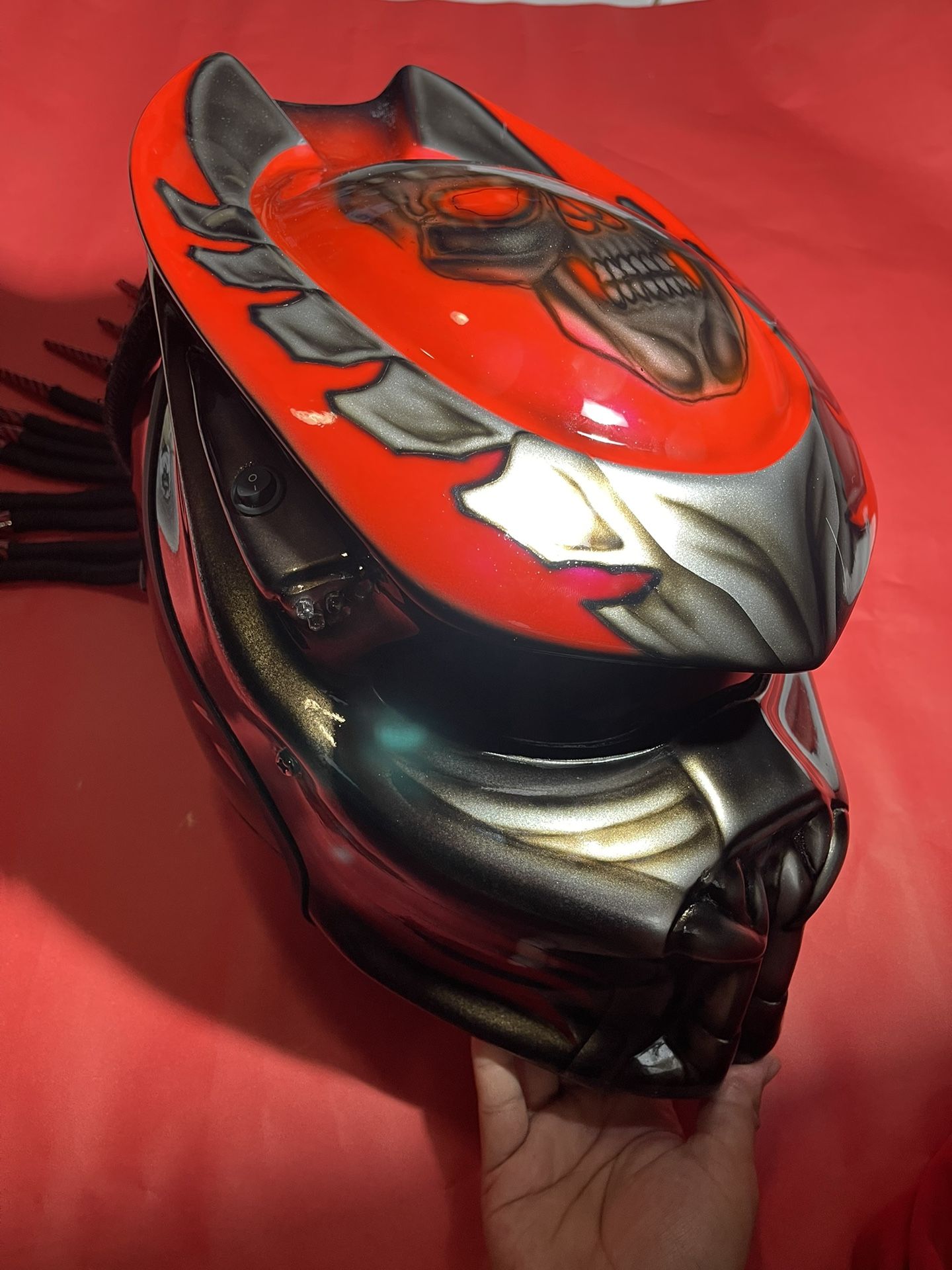 Predator Helmet Size M