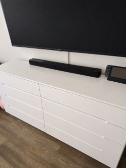 Like New White High Gloss 6 Drawer Dresser Fully Assembled