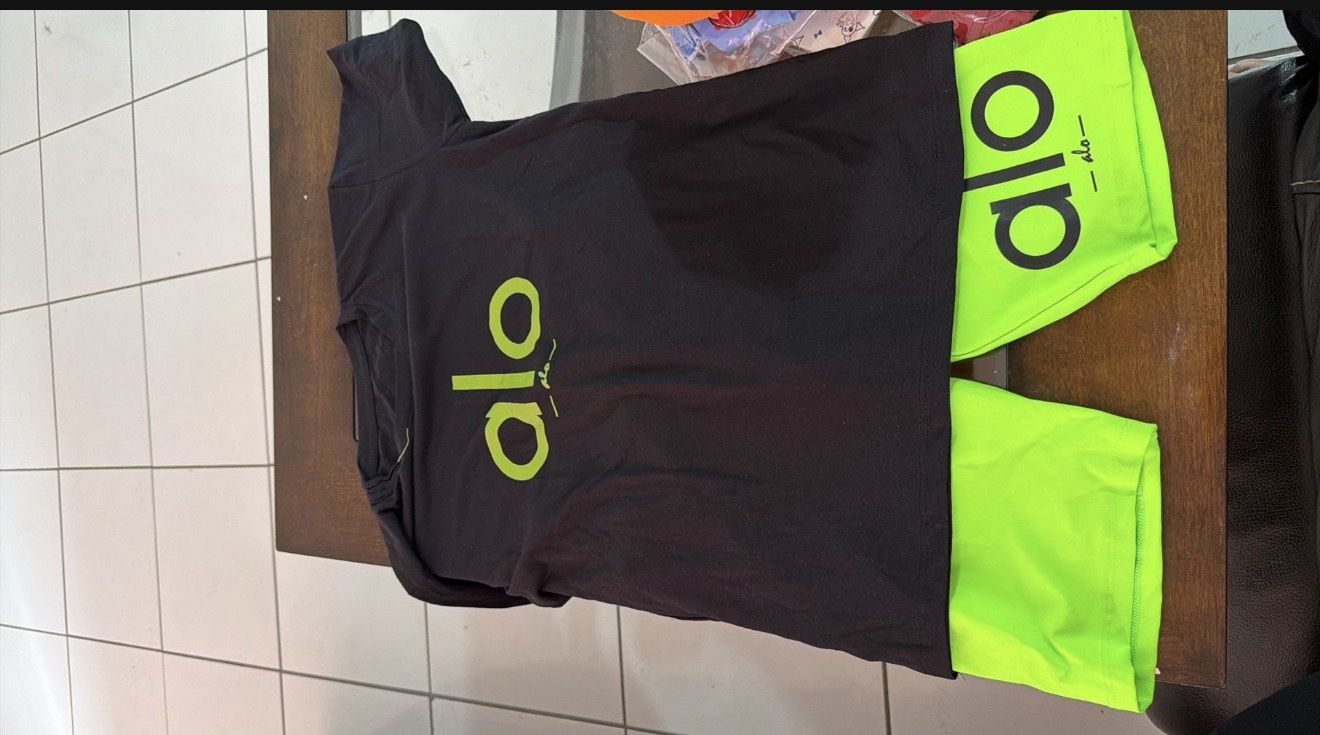 Combo De Ropa Y Joyeria XP