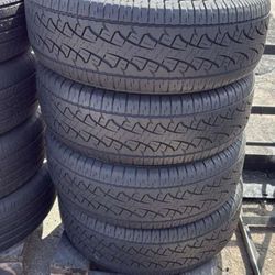 265 70 17 Pirelli Scorpion Set of 4 Used In Premium Condition