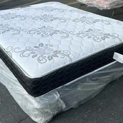 Deluxe  brand Queen  size  set