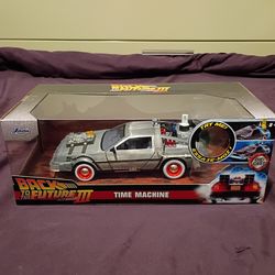 Jada Toys 1:24 Back to the Future 3 Delorean light up time machine
