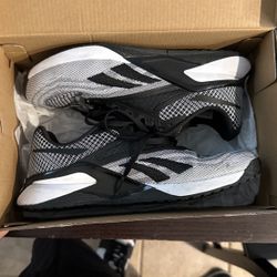 Reeboks 6.5 Women’s 