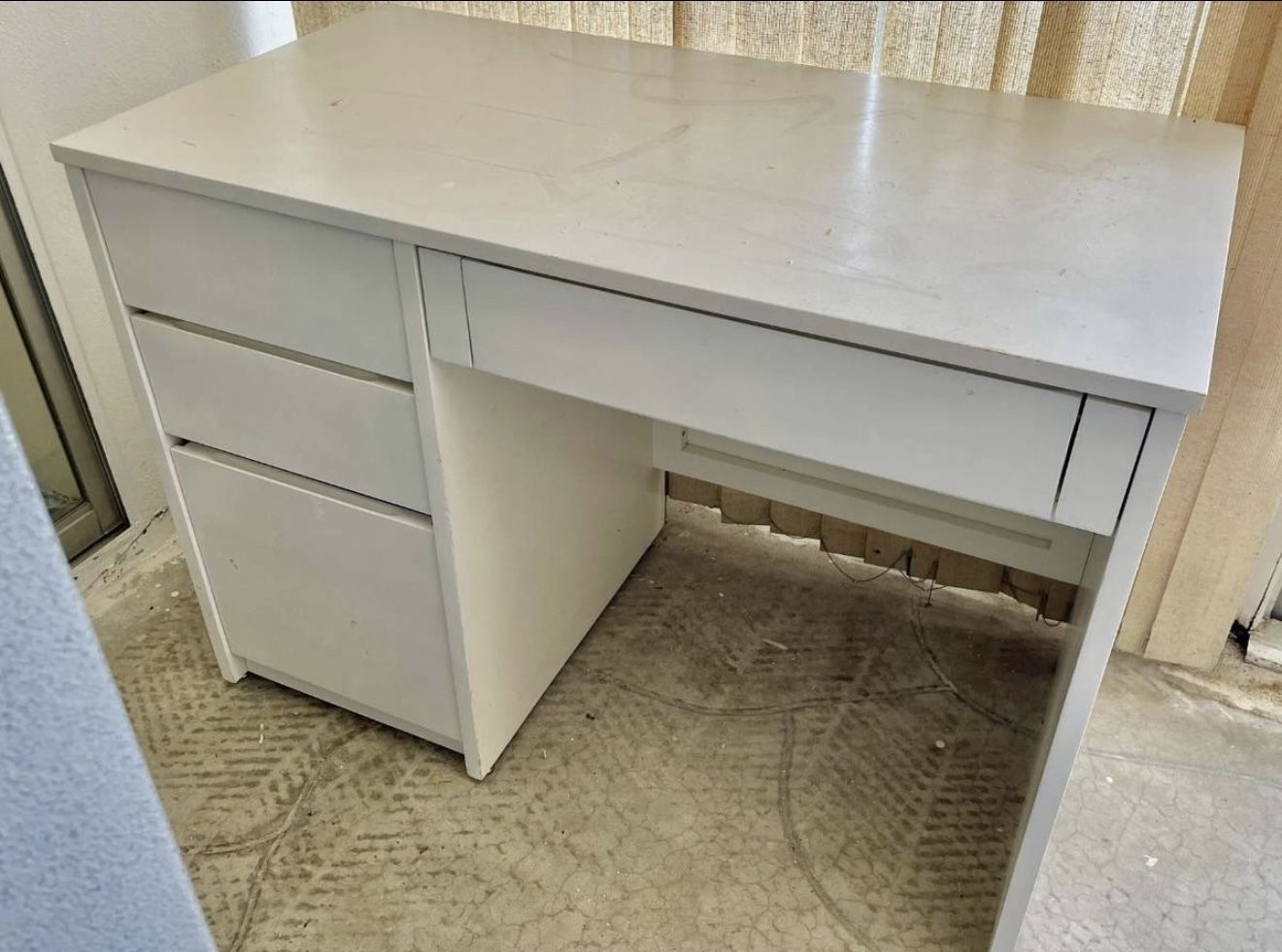 Wood Desk White