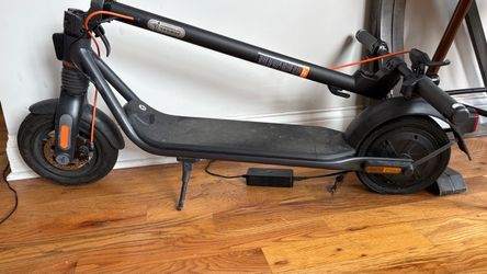 Segway F2 Pro Electric Scooter