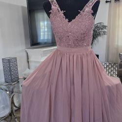 Hermoso Vestido.. )    Size.    S