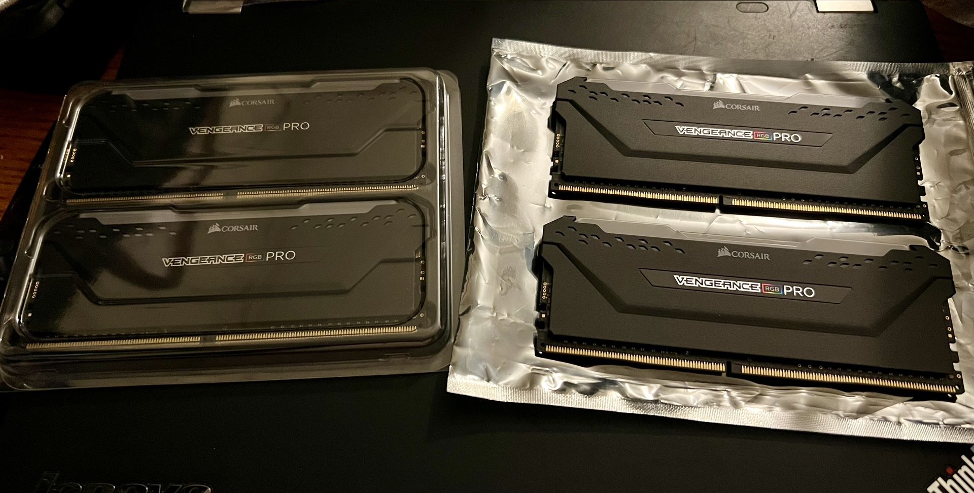 CORSAIR VENGEANCE RGB PRO DDR4 RAM 32GB (4x8GB) 3200MHz