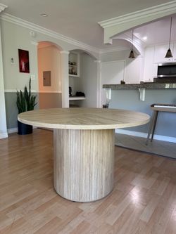 47” Round Natural Wood Pedestal Dining Table