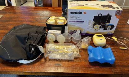 Medela Freestyle Double Electric Breast pump 