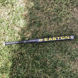 Easton Softball Bat 35 Oz