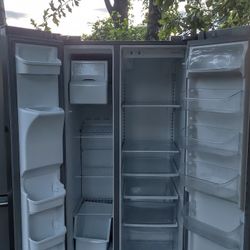 Frigidaire 25.5 Cu. Ft. Refrigerator 36 Inch Side by Side