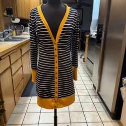 Women ‘s Small Cardigan