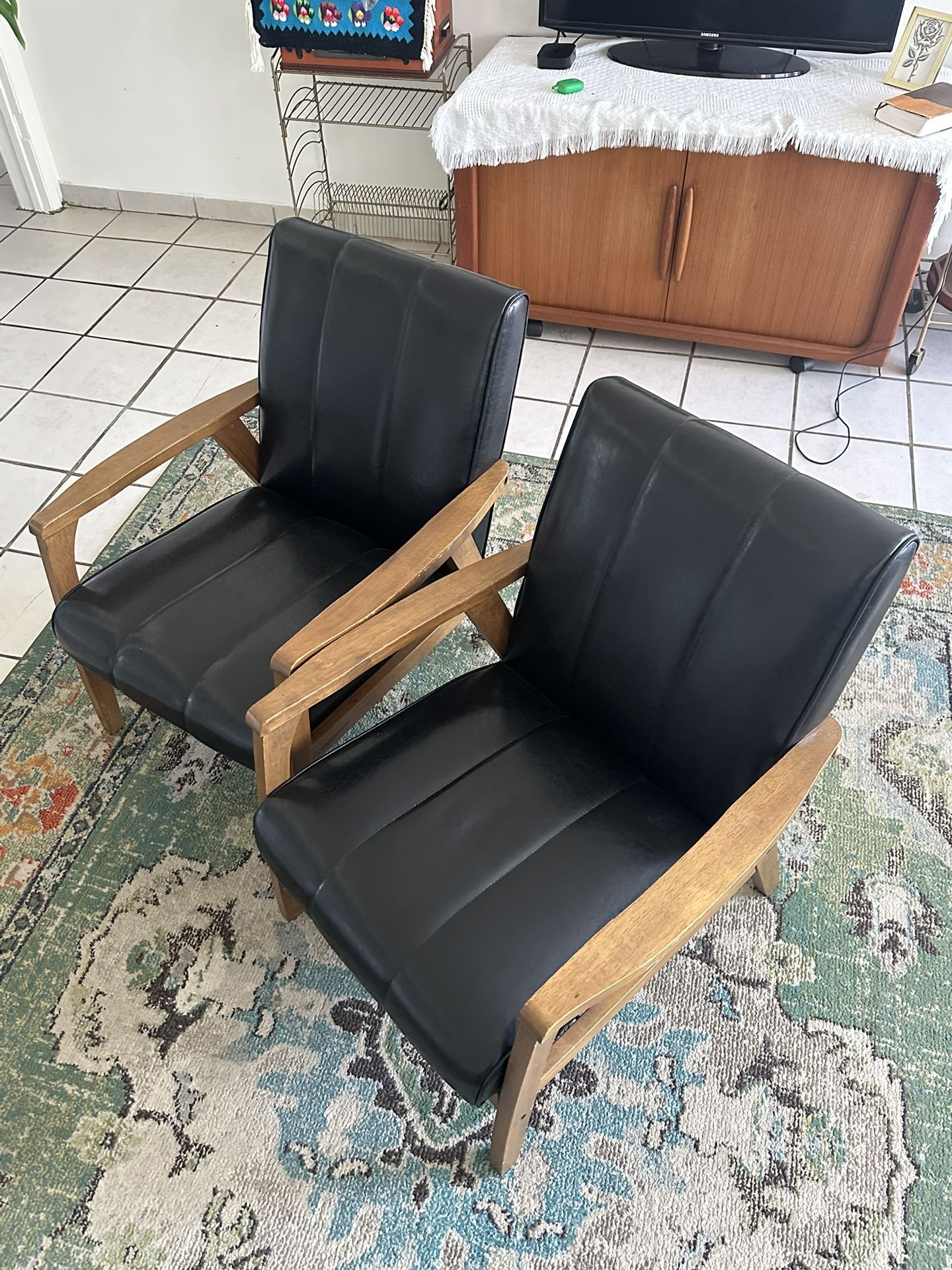 High Quality Deep Office/Room Chairs 