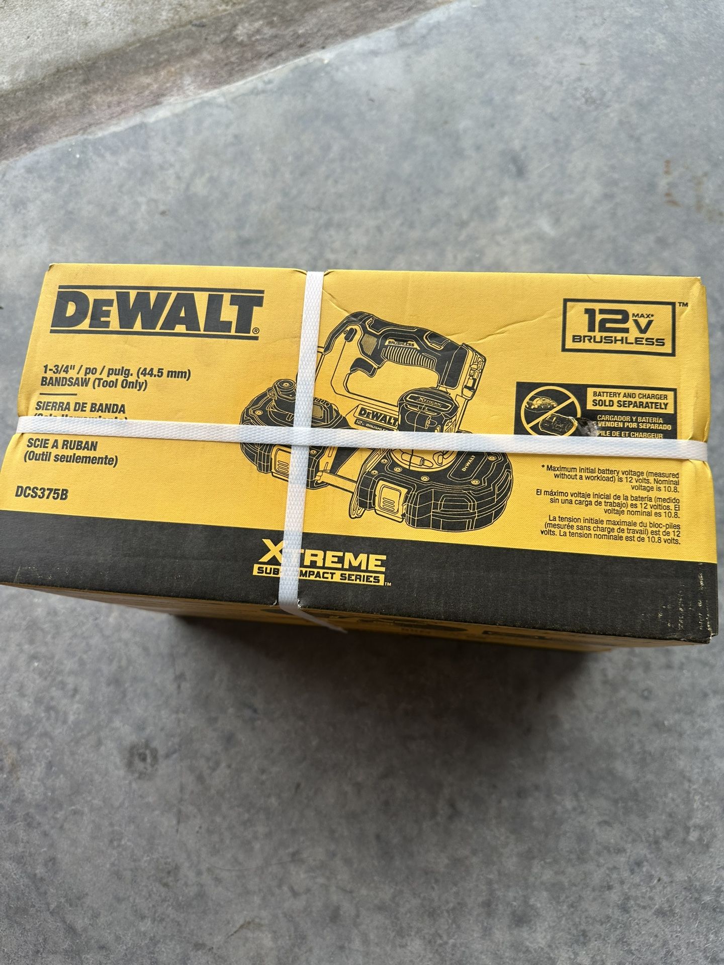 Dewalt 12v XTREME 1 3/4β Band Saw