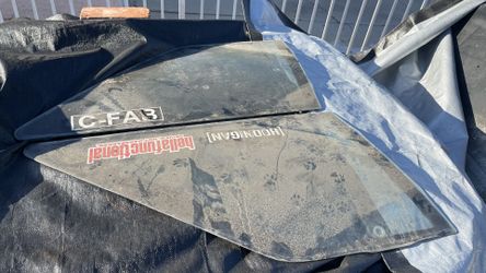 Ae86 1/4 Glass 