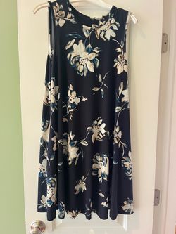 Women’s dress size M