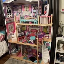 5 Foot Doll House 