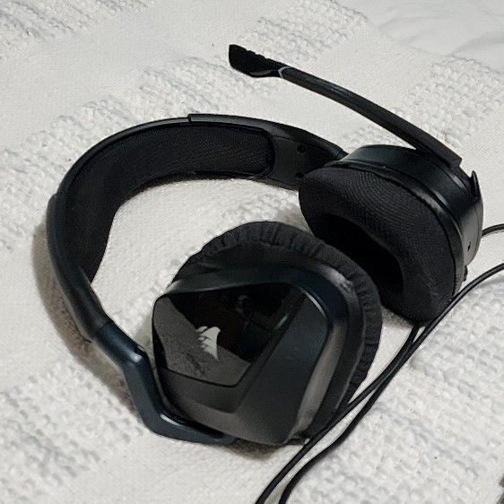 Carbon Black Corsair VOID RGB Elite Wireless Headset