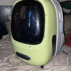 Petkit Breezy 2 Smart Pet  Carrier with Built-in Ventilation 