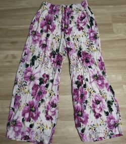 Abercrombie & Fitch Floral Wide-Leg Pants – Women’s Medium