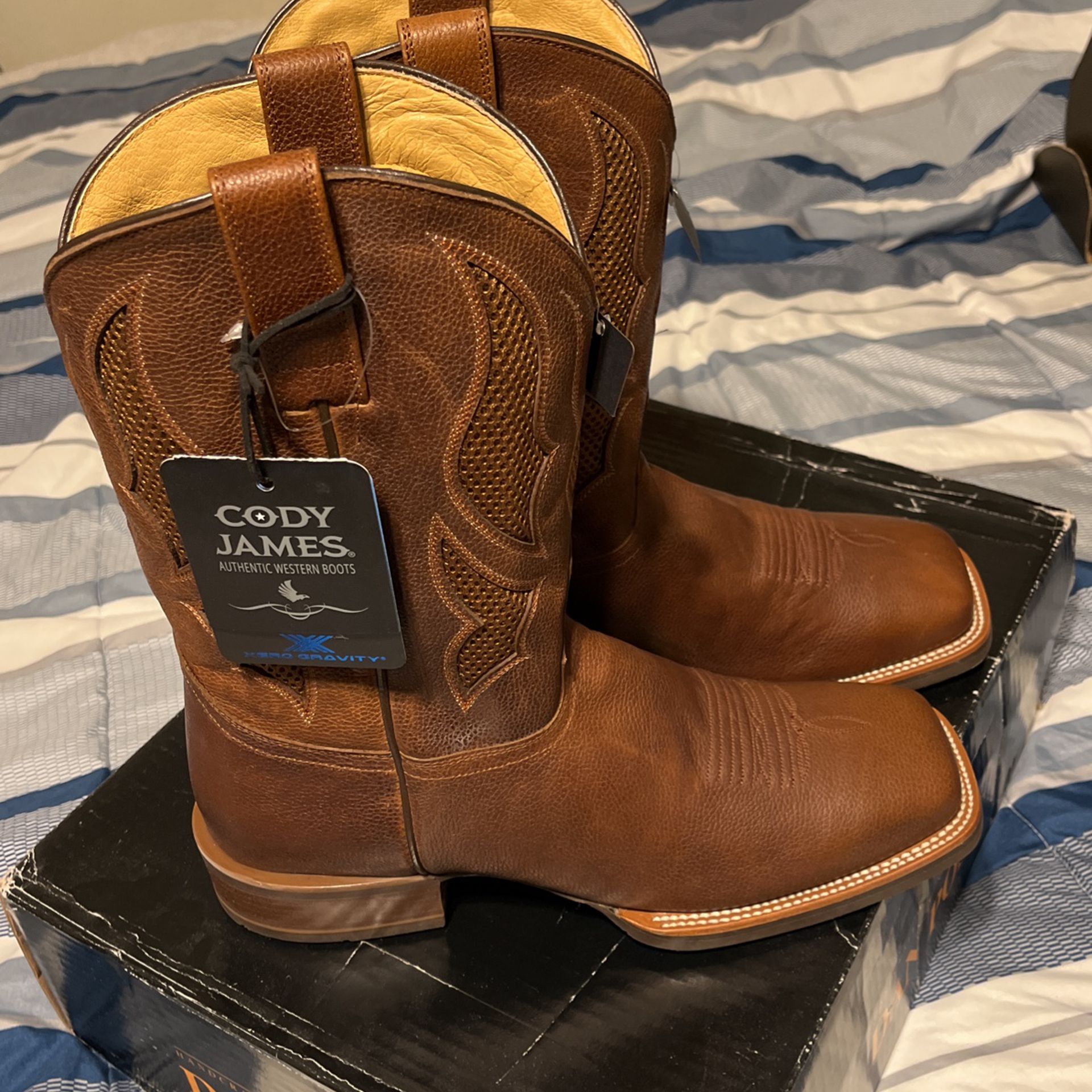 Cody James Leather Western Boots