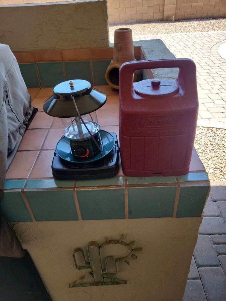 Coleman Propane Lanterns and Case