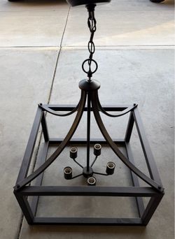 Light fixture