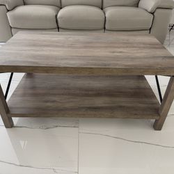 Coffee Table - Farm Style 