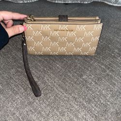 Michael Kors Double Pocket Clutch Wallet