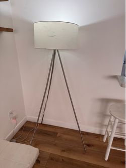 Modern floor lamp 3ft Tall