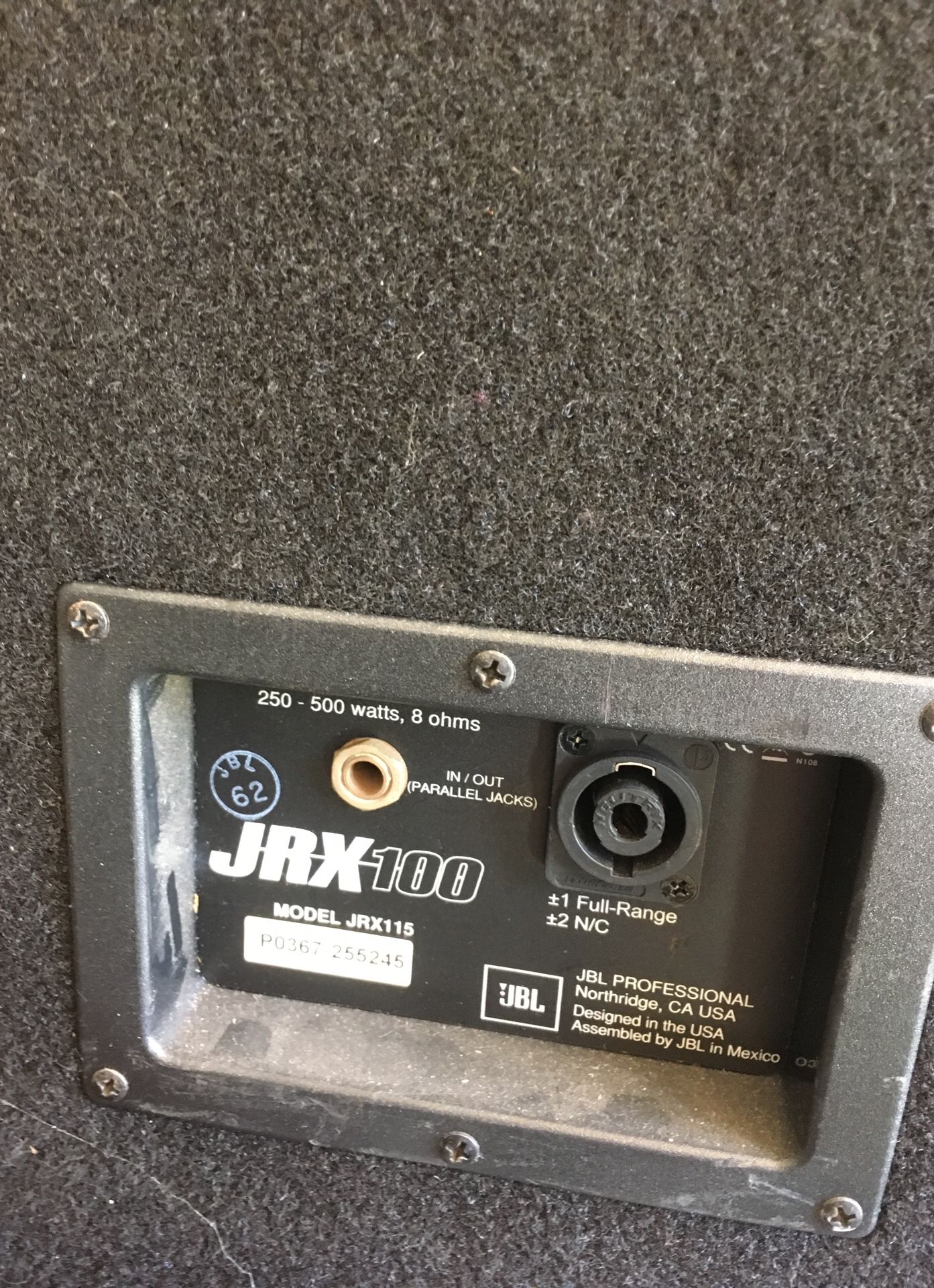 4 JBL JRX 100 speakers Dj equipment